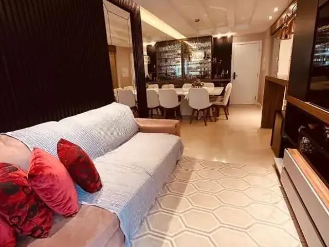 Apartamento para Venda em Palhoça/SC Centro 3 Quartos