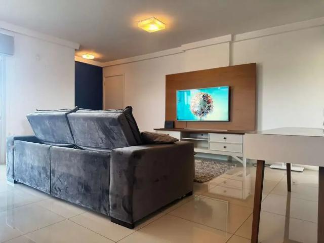 Apartamento para Venda em Palhoça/SC Centro 3 Quartos