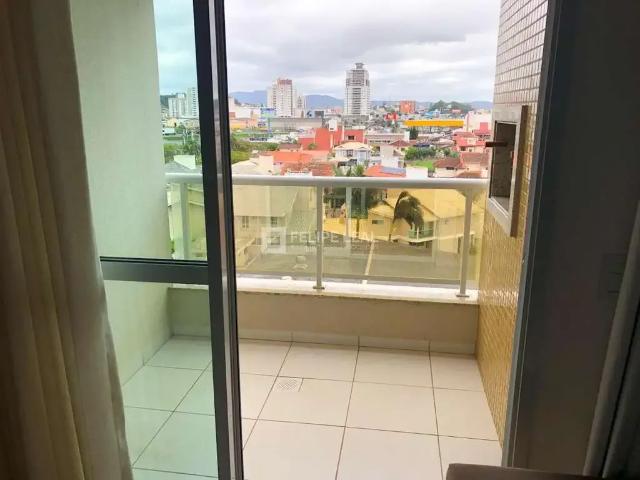 Apartamento para Venda em Palhoça/SC Centro 3 Quartos