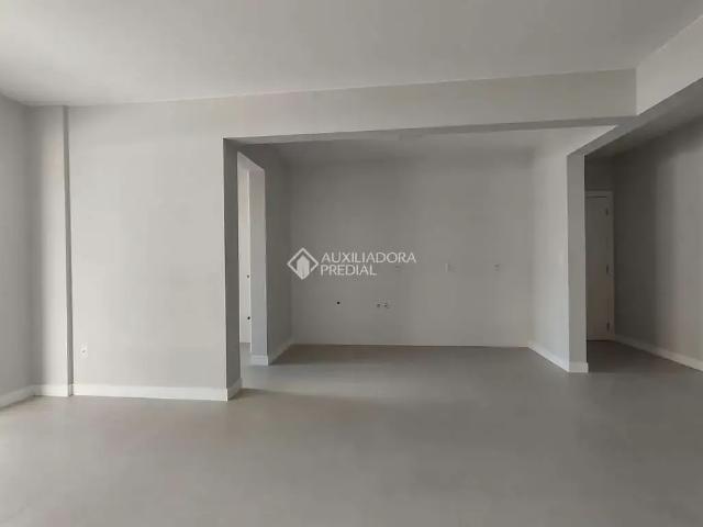 Apartamento para Venda em Palhoça/SC Centro 3 Quartos