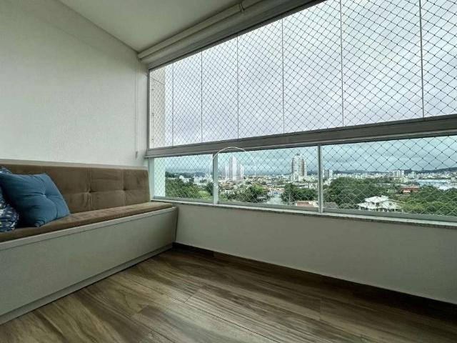 Apartamento para Venda em Palhoça/SC Centro 3 Quartos