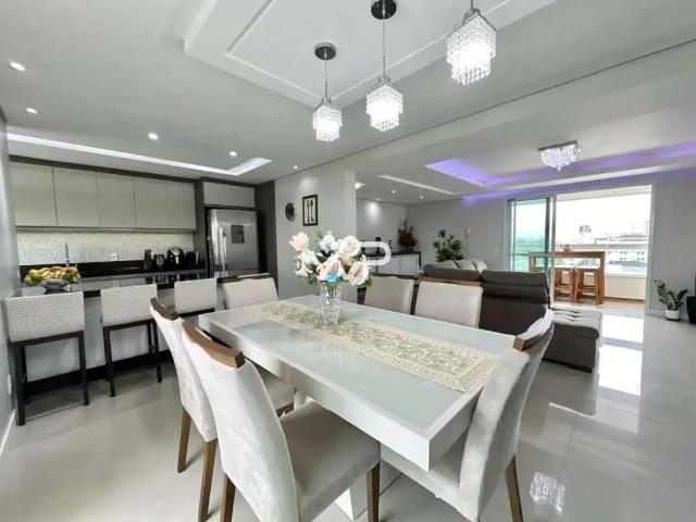Apartamento para Venda em Palhoça/SC Centro 3 Quartos