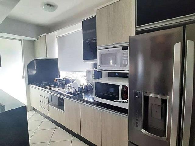 Apartamento para Venda em Palhoça/SC Centro 3 Quartos