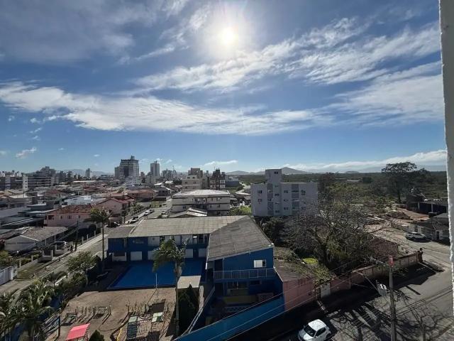 Apartamento para Venda em Palhoça/SC Centro 2 Quartos