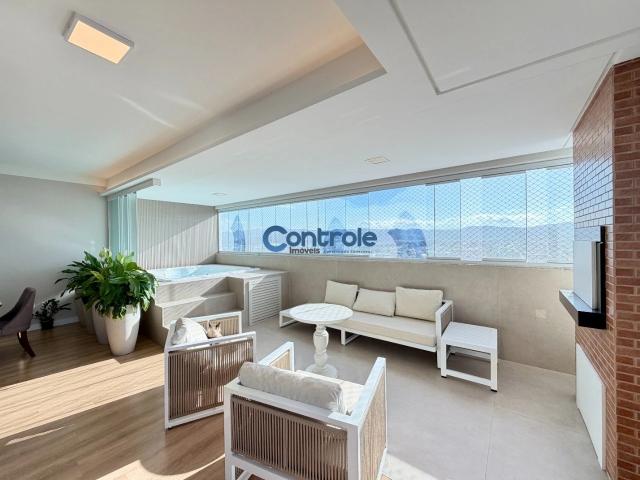 Apartamento para Venda em Palhoça/SC Centro 4 Quartos