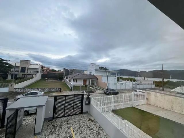 Apartamento para Venda em Palhoça/SC Enseada de Brito 3 Quartos