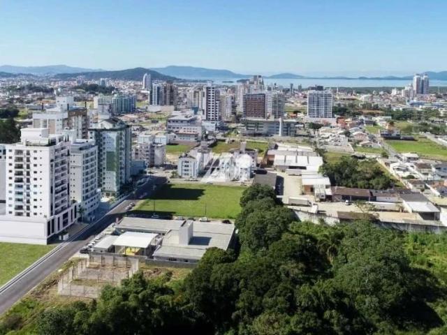 Apartamento para Venda em Palhoça/SC Pagani 3 Quartos