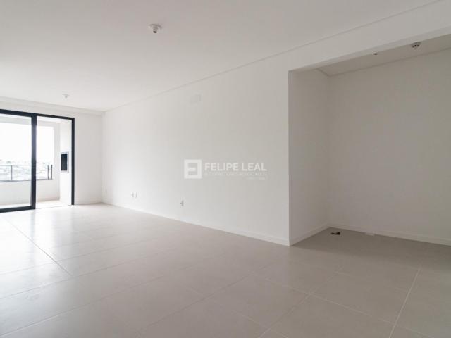 Apartamento para Venda em Palhoça/SC Pagani 3 Quartos