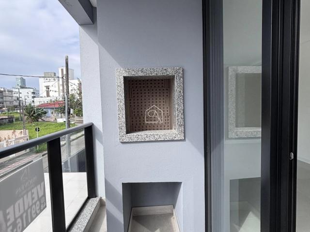 Apartamento para Venda em Palhoça/SC Pagani 2 Quartos
