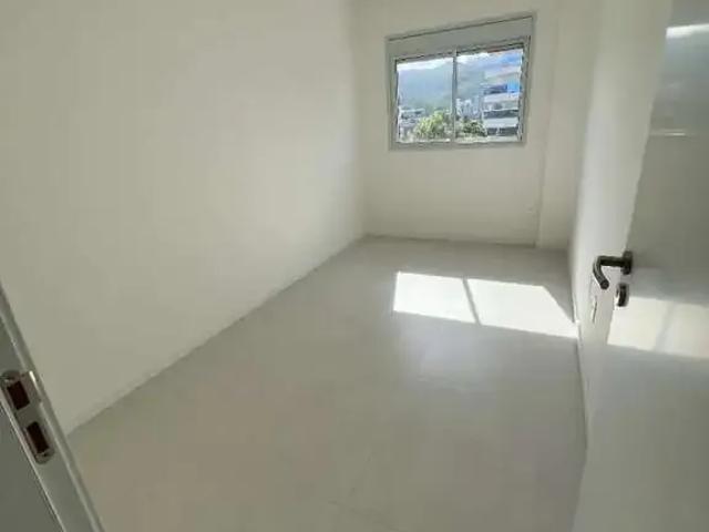 Apartamento para Venda em Palhoça/SC Pedra Branca 3 Quartos
