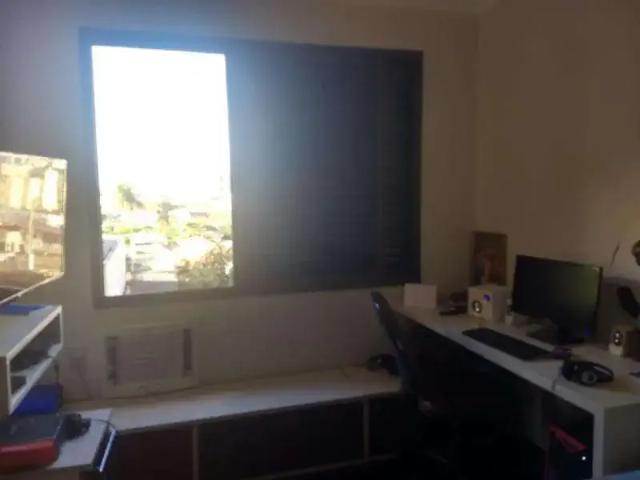 Apartamento para Venda em Patos de Minas/MG Centro 4 Quartos