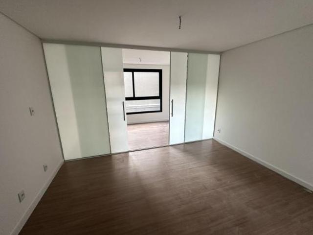 Apartamento para Venda em Pelotas, Centro, 1 dormitório, 1 banheiro