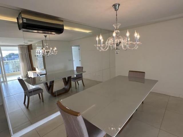 Apartamento para Venda em Pelotas, Areal, 2 dormitórios, 1 suíte, 3 banheiros, 2 vagas