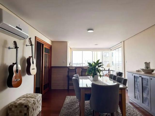 Apartamento para Venda em Pelotas/RS Centro 3 Quartos