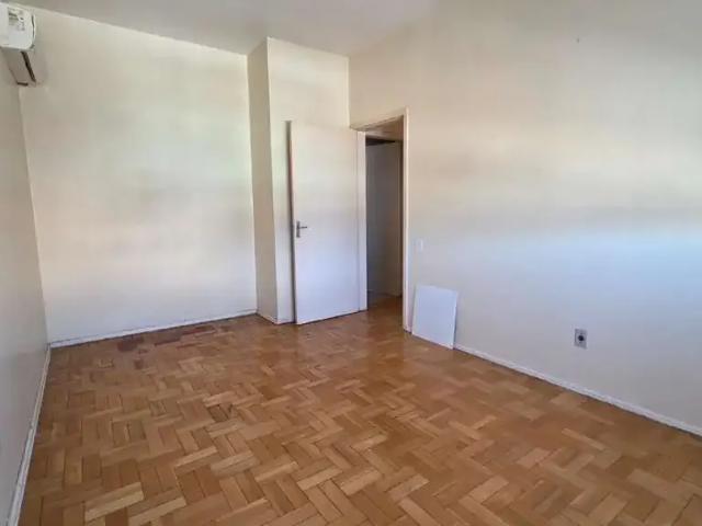 Apartamento para Venda em Pelotas/RS Centro 3 Quartos