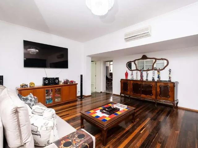 Apartamento para Venda em Pelotas/RS Centro 3 Quartos