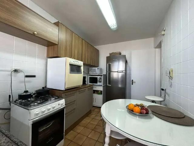 Apartamento para Venda em Pelotas/RS Centro 2 Quartos