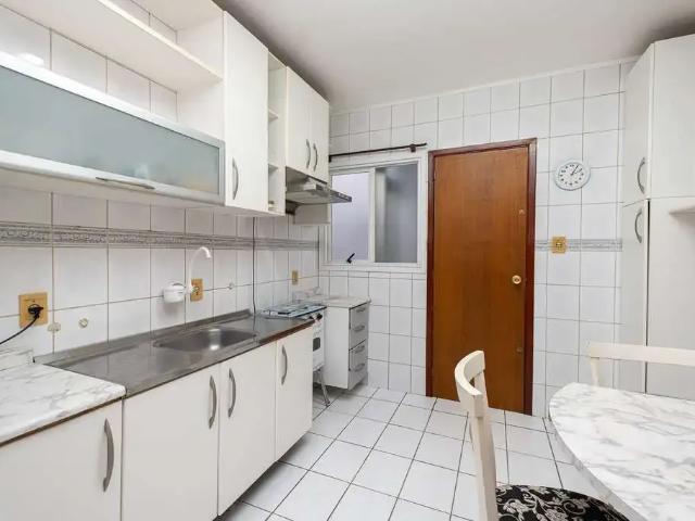 Apartamento para Venda em Pelotas/RS Centro 2 Quartos