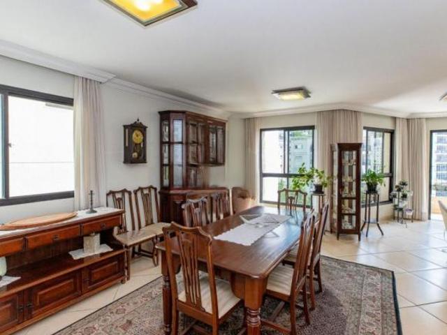Apartamento para venda em Perdizes com 3 quartos, sendo 3 suítes, 175m²