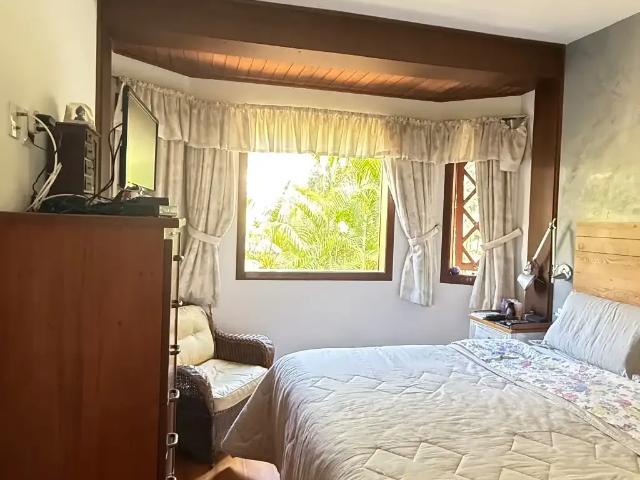 Apartamento para Venda em Petrópolis/RJ Bonsucesso 4 Quartos