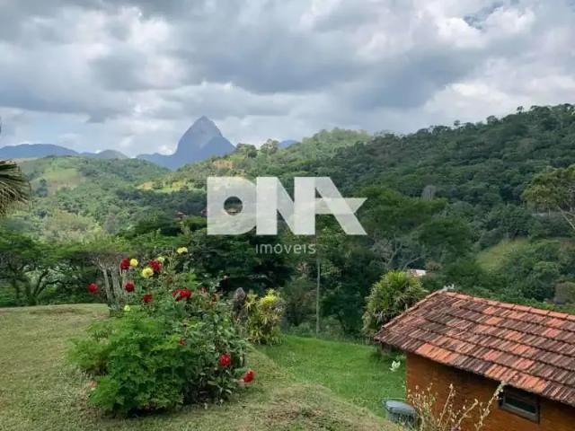 Apartamento para Venda em Petrópolis/RJ Itaipava 6 Quartos