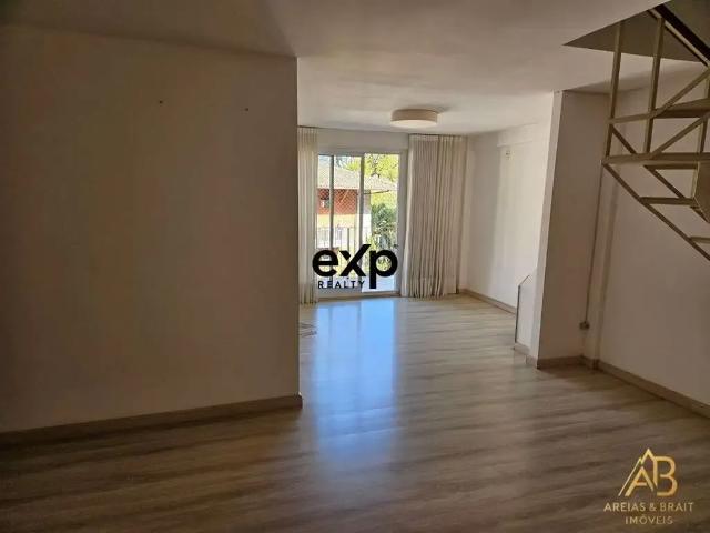 Apartamento para Venda em Petrópolis/RJ Itaipava 3 Quartos