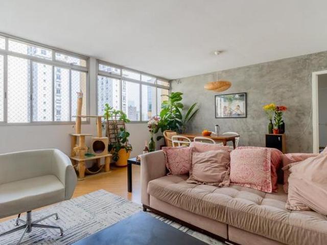 Apartamento para venda em Pinheiros com 3 quartos, sendo 1 suíte, 107m²