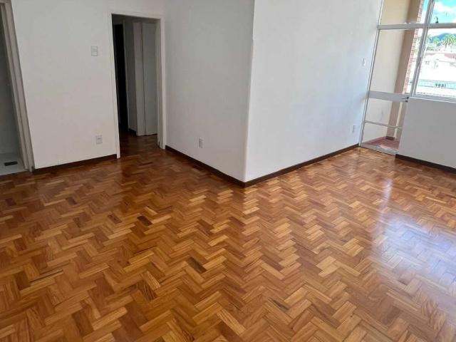 Apartamento para Venda em Poços de Caldas/MG Centro 3 Quartos