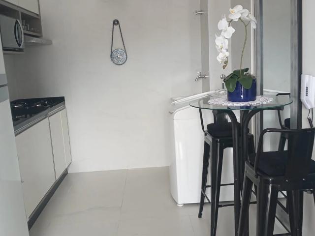 Apartamento para Venda em Poços de Caldas/MG Jardim Country Club 2 Quartos
