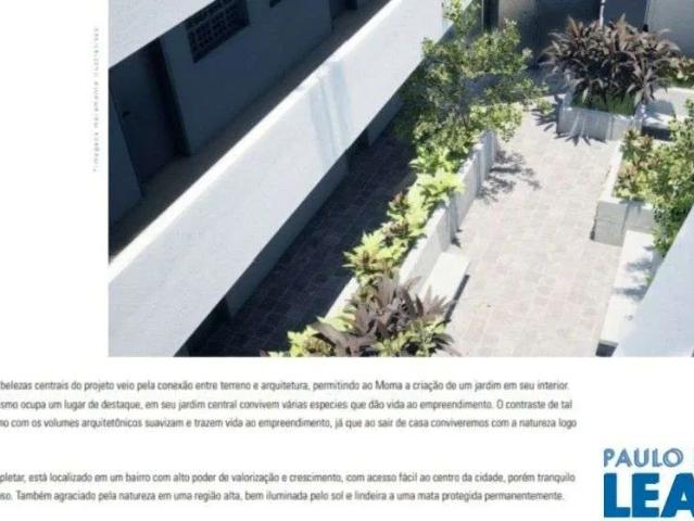 Apartamento para Venda em Poços de Caldas/MG Residencial Greenville 2 Quartos