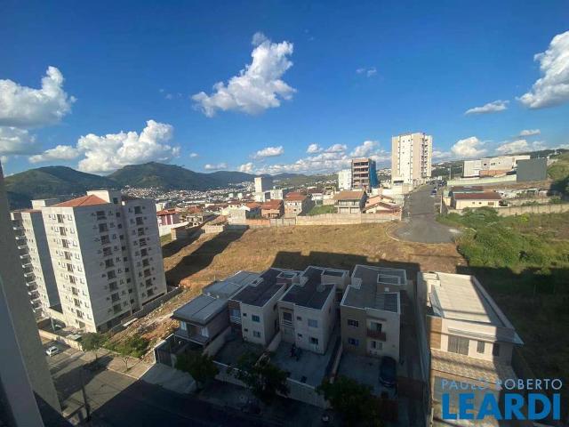 Apartamento para Venda em Poços de Caldas/MG Residencial Veredas 2 Quartos