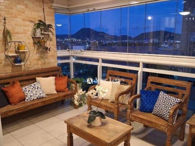Apartamento para venda em Ponta Da Praia de 103.00m² com 3 Quartos, 2 Suites e 2 Garagens