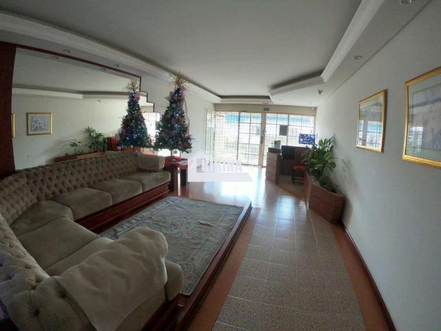 Apartamento para Venda em Ponta Grossa/PR Centro 4 Quartos