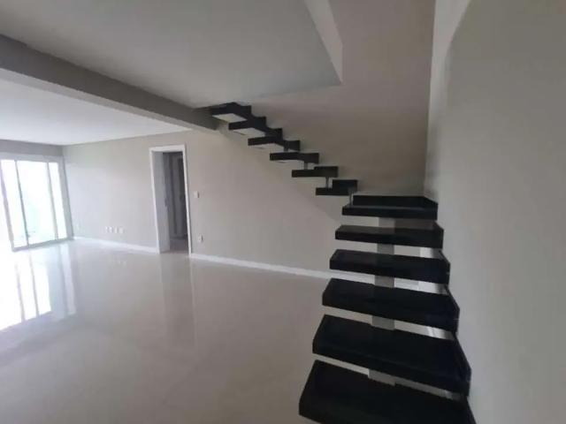 Apartamento para Venda em Ponta Grossa/PR Centro 4 Quartos