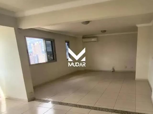 Apartamento para Venda em Ponta Grossa/PR Centro 4 Quartos