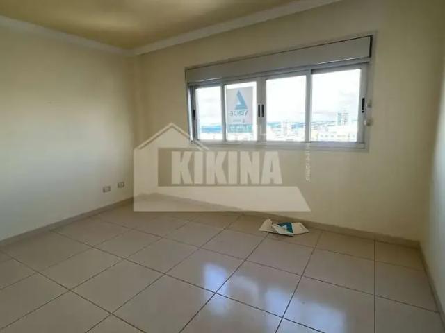 Apartamento para Venda em Ponta Grossa/PR Centro 4 Quartos