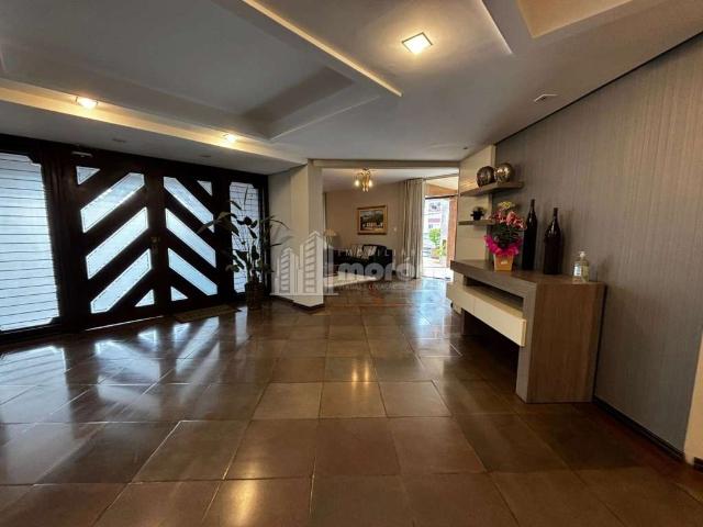 Apartamento para Venda em Ponta Grossa/PR Centro 4 Quartos