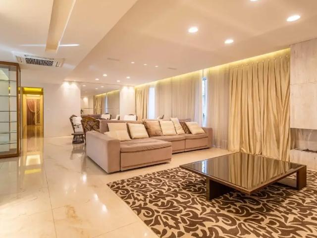 Apartamento para Venda em Ponta Grossa/PR Centro 4 Quartos