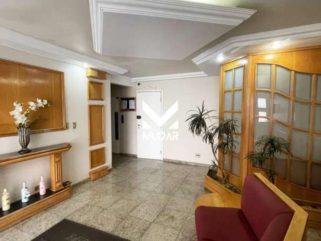 Apartamento para Venda em Ponta Grossa/PR Centro 5 Quartos