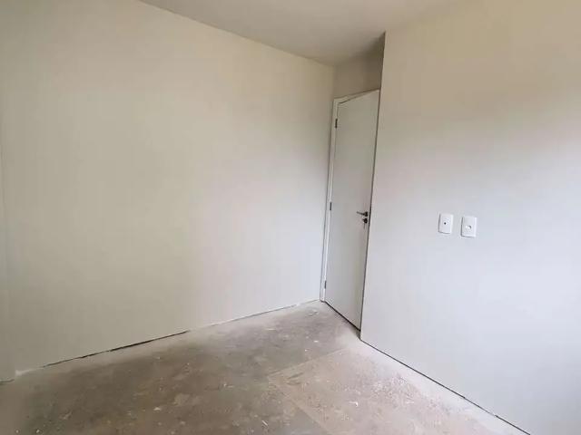 Apartamento para Venda em Ponta Grossa/PR Uvaranas 2 Quartos