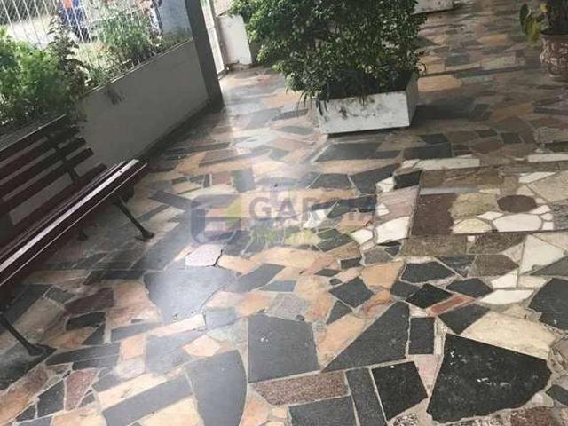 Apartamento para Venda em Porto Alegre/RS Medianeira 2 Quartos