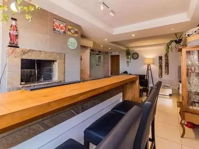 Apartamento para Venda em Porto Alegre/RS Menino Deus 2 Quartos