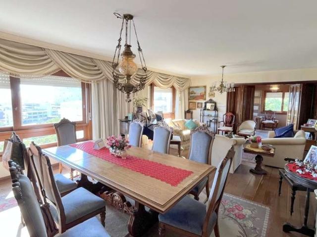Apartamento para Venda em Porto Alegre/RS Moinhos de Vento 3 Quartos