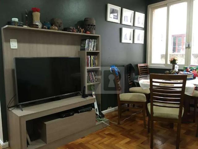 Apartamento para Venda em Porto Alegre/RS Mont Serrat 2 Quartos