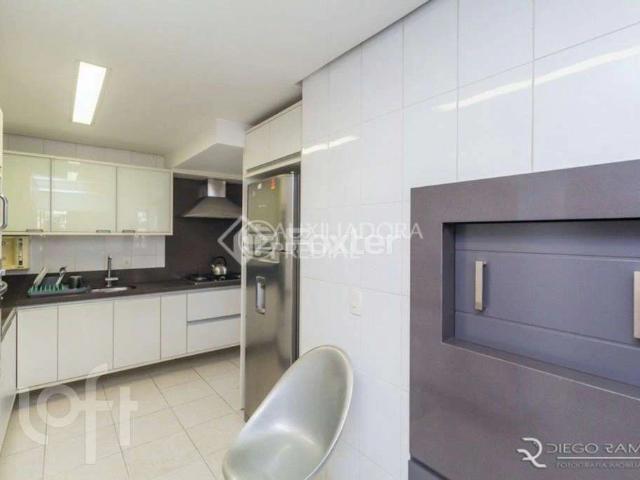 Apartamento para Venda em Porto Alegre/RS Mont Serrat 3 Quartos