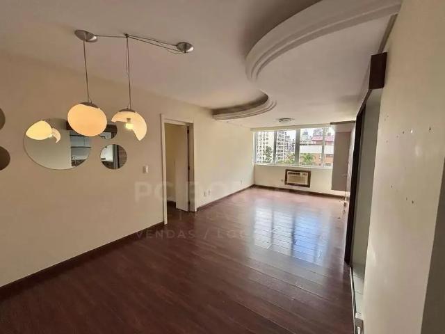 Apartamento para Venda em Porto Alegre/RS Mont Serrat 3 Quartos