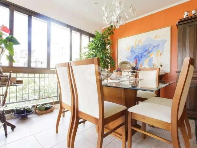Apartamento para Venda em Porto Alegre/RS Mont Serrat 3 Quartos