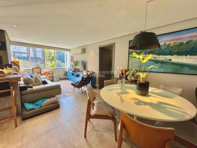 Apartamento para Venda em Porto Alegre/RS Mont Serrat 3 Quartos