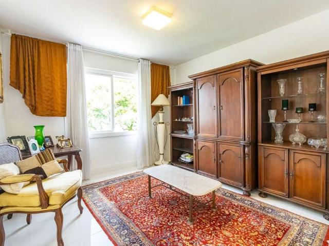 Apartamento para Venda em Porto Alegre/RS Mont Serrat 4 Quartos