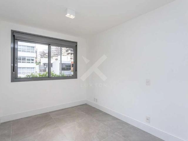 Apartamento para Venda em Porto Alegre/RS Auxiliadora 2 Quartos